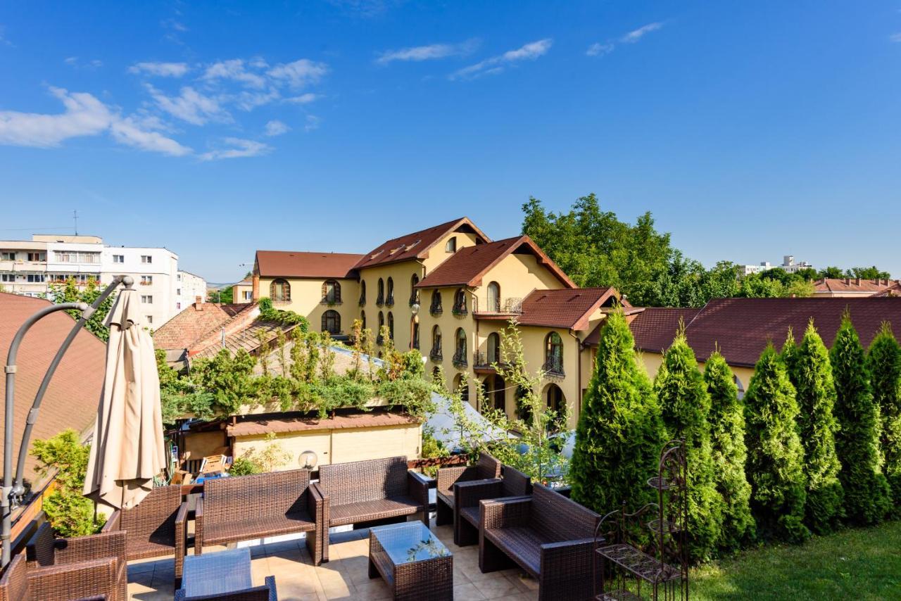 Pension Passion Тыргу-Муреш Экстерьер фото