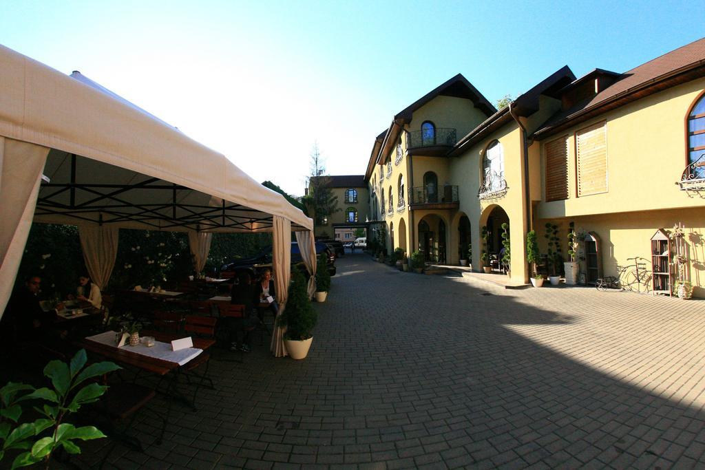 Pension Passion Тыргу-Муреш Экстерьер фото